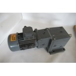 16,1 RPM 0,55 KW - 312 Nm Asmaat 30 mm. Used.